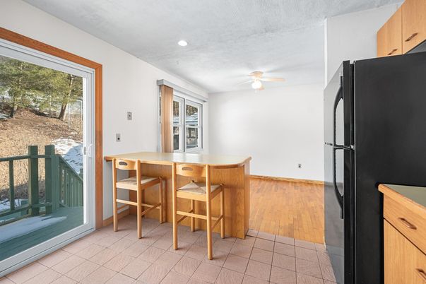 Dining room, Interior, Kitchen, Recessed Lighting, Wood Texture Flooring