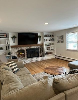 Fireplace, Interior, Living room, Recessed Lighting, Wood Texture Flooring