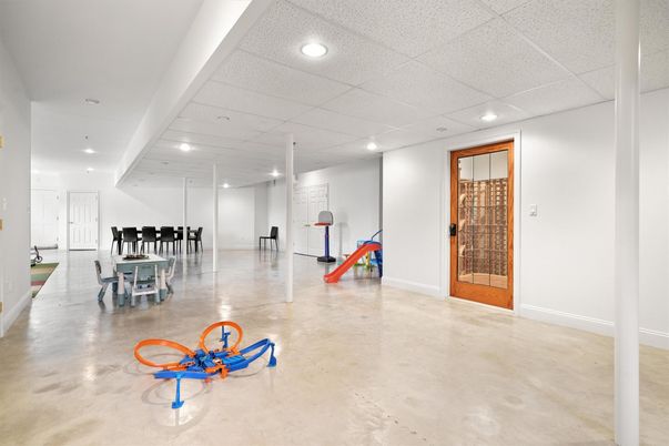 Interior, Recessed Lighting