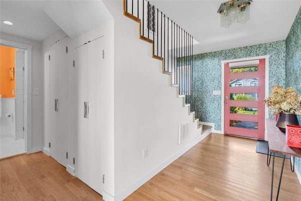 Interior, Recessed Lighting, Wood Texture Flooring