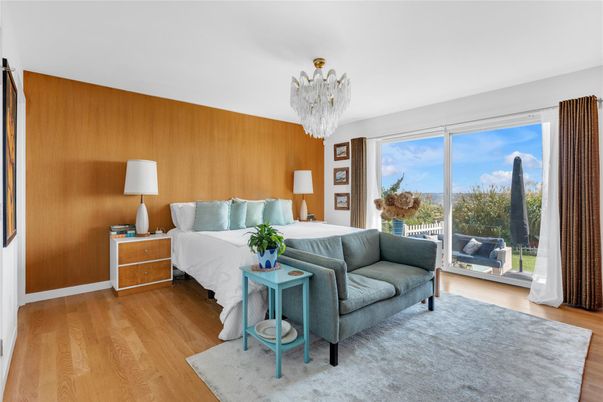 Bedroom, Chandelier, Interior, Living room, Wood Texture Flooring