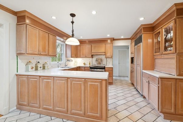 Interior, Kitchen, Pendant Lights, Recessed Lighting