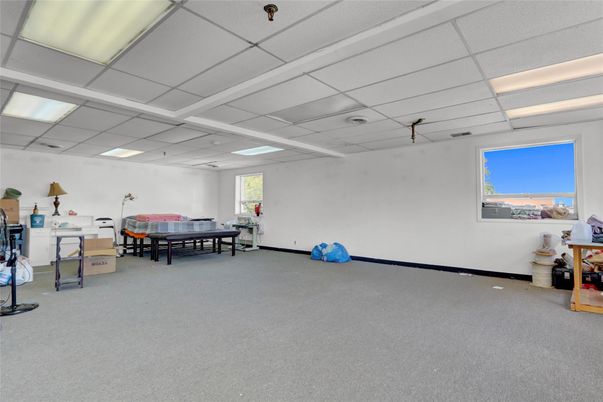 Game Room, Interior, Recessed Lighting