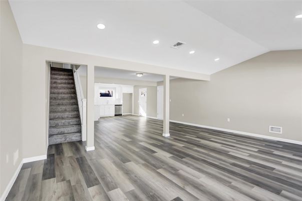 Empty room, Interior, Recessed Lighting, Wood Texture Flooring