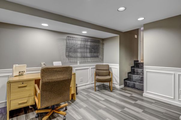 Home Office, Interior, Recessed Lighting, Wood Texture Flooring