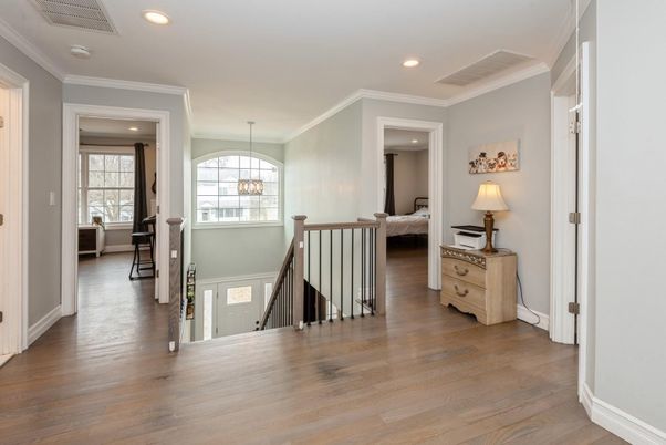 Bedroom, Interior, Pendant Lights, Recessed Lighting, Wood Texture Flooring