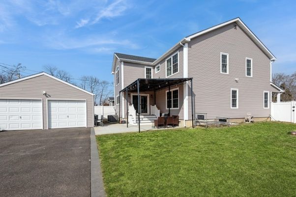 Backyard, Detached Garage, Exterior