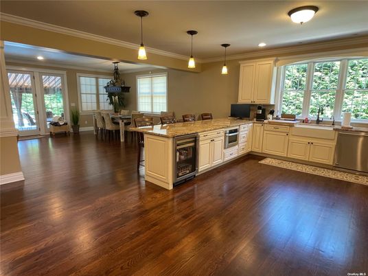 Dining room, Interior, Kitchen, Pendant Lights, Recessed Lighting, Wood Texture Flooring