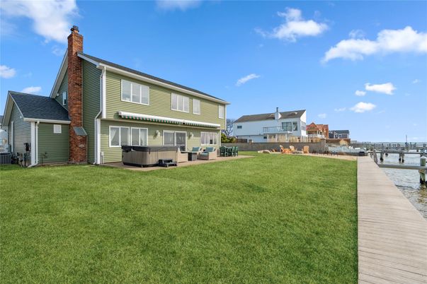Backyard, Exterior, Hot Tub