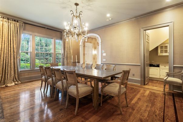 Chandelier, Dining room, Interior, Recessed Lighting, Wood Texture Flooring