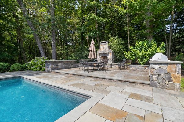 Exterior, Fireplace, Pool
