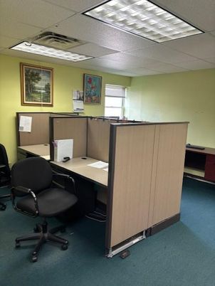 Home Office, Interior