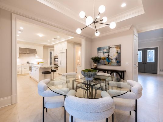Dining room, Interior, Kitchen, Pendant Lights, Recessed Lighting, Stainless Steel Appliances