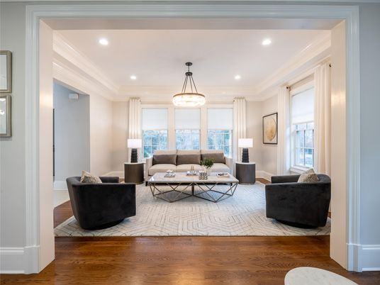 Interior, Living room, Pendant Lights, Recessed Lighting, Wood Texture Flooring