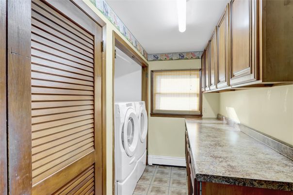 Interior, Utility Closets, Washer