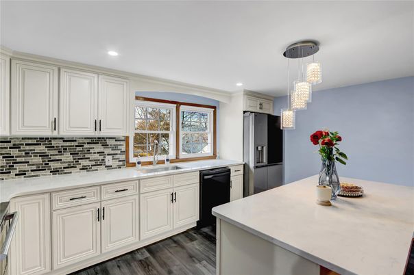 Chandelier, Interior, Kitchen, Pendant Lights, Recessed Lighting, Wood Texture Flooring