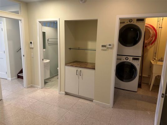 Interior, Utility Closets, Washer