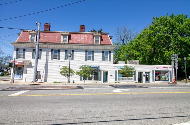 Exterior, Facade, Georgian