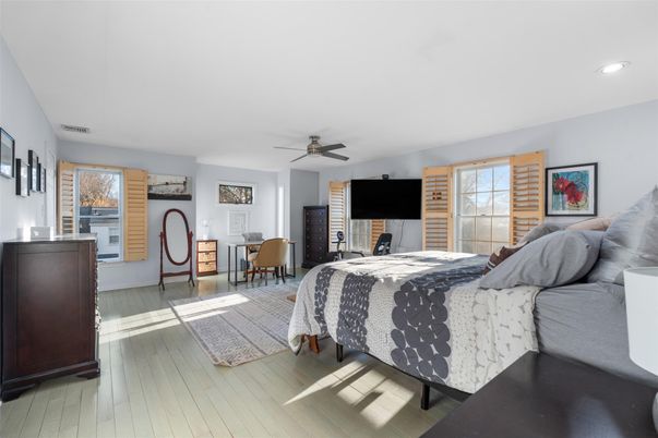 Bedroom, Interior, Recessed Lighting, Wood Texture Flooring
