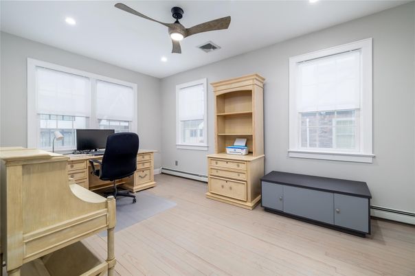 Home Office, Interior, Recessed Lighting, Wood Texture Flooring