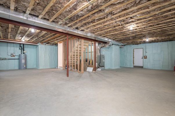 Empty room, Interior, Wooden Beams