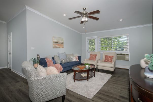 Interior, Living room, Recessed Lighting, Wood Texture Flooring