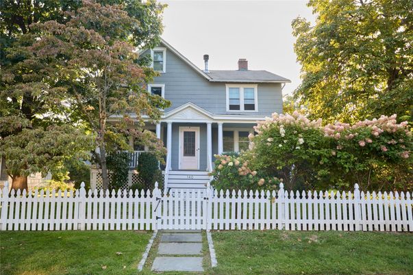 Exterior, Facade, Queen Anne Victorian
