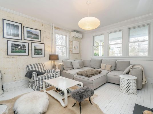 Interior, Living room, Pendant Lights