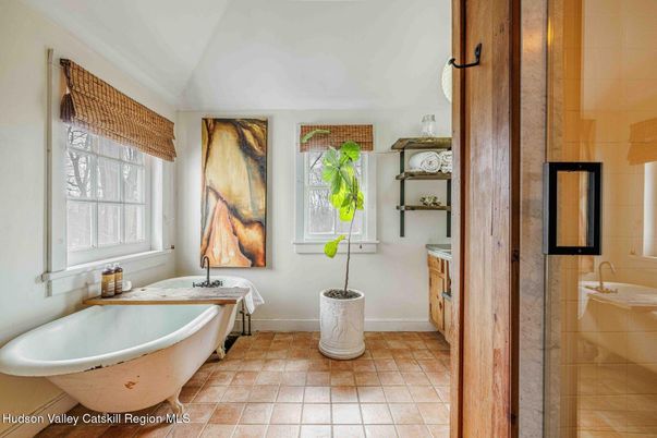 Bathroom, Free Standing Baths, Interior