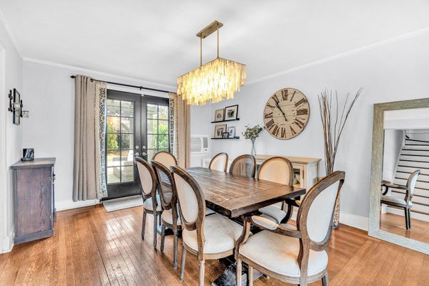 Chandelier, Dining room, Interior, Wood Texture Flooring