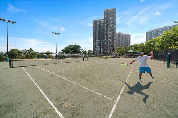 Exterior, Tennis Courts