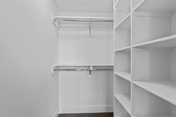 Interior, Walk-in Closets