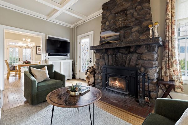 Chandelier, Dining room, Fireplace, Interior, Living room, Wood Texture Flooring