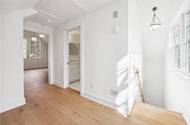 Empty room, Interior, Pendant Lights, Recessed Lighting, Wood Texture Flooring