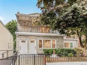 Exterior, Facade, Brick Facade, Cape Cod