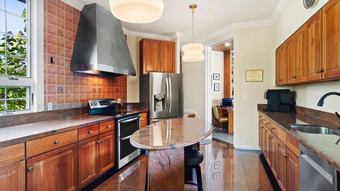 Interior, Kitchen, Pendant Lights, Stainless Steel Appliances