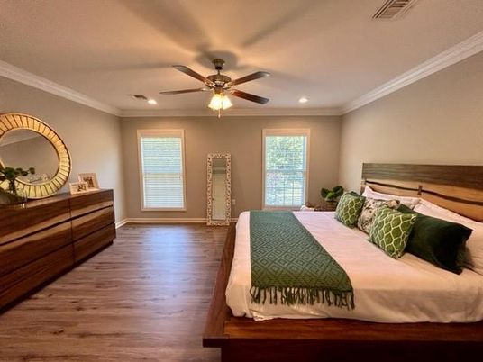 Bedroom, Interior, Recessed Lighting, Wood Texture Flooring