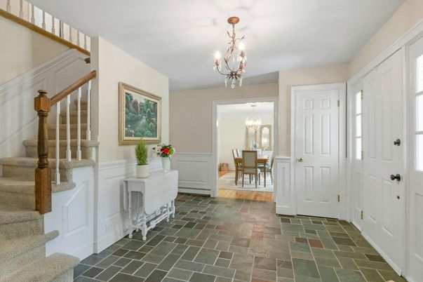 Chandelier, Dining room, Interior