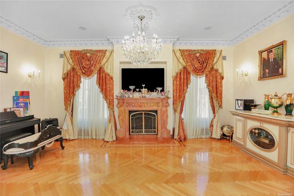 Chandelier, Fireplace, Interior, Piano, Wood Texture Flooring