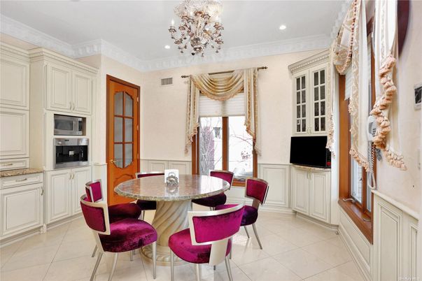 Chandelier, Dining room, Interior, Kitchen, Recessed Lighting