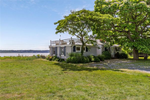 Backyard, Exterior, Lake