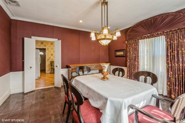 Chandelier, Dining room, Interior, Pendant Lights, Recessed Lighting, Wood Texture Flooring