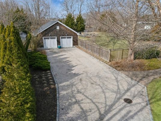 Detached Garage, Exterior