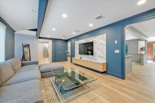 Interior, Living room, Marble Walls, Recessed Lighting, Wood Texture Flooring
