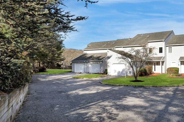 Backyard, Detached Garage, Exterior