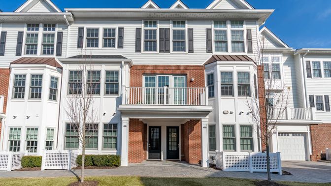 Attached, Exterior, Facade, Brick Facade, Rowhouse