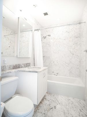 Bathroom, Interior, Marble, Marble Walls, Recessed Lighting