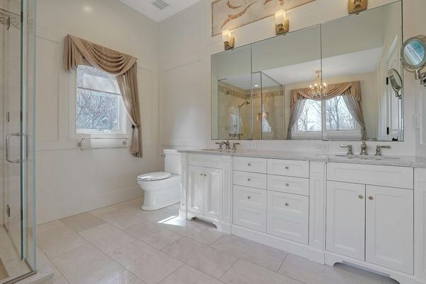 Bathroom, Chandelier, Dual Sink Vanities, Glass Shower, Interior