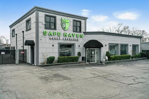 Exterior, Facade, None