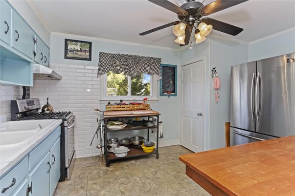 Interior, Kitchen, Stainless Steel Appliances
